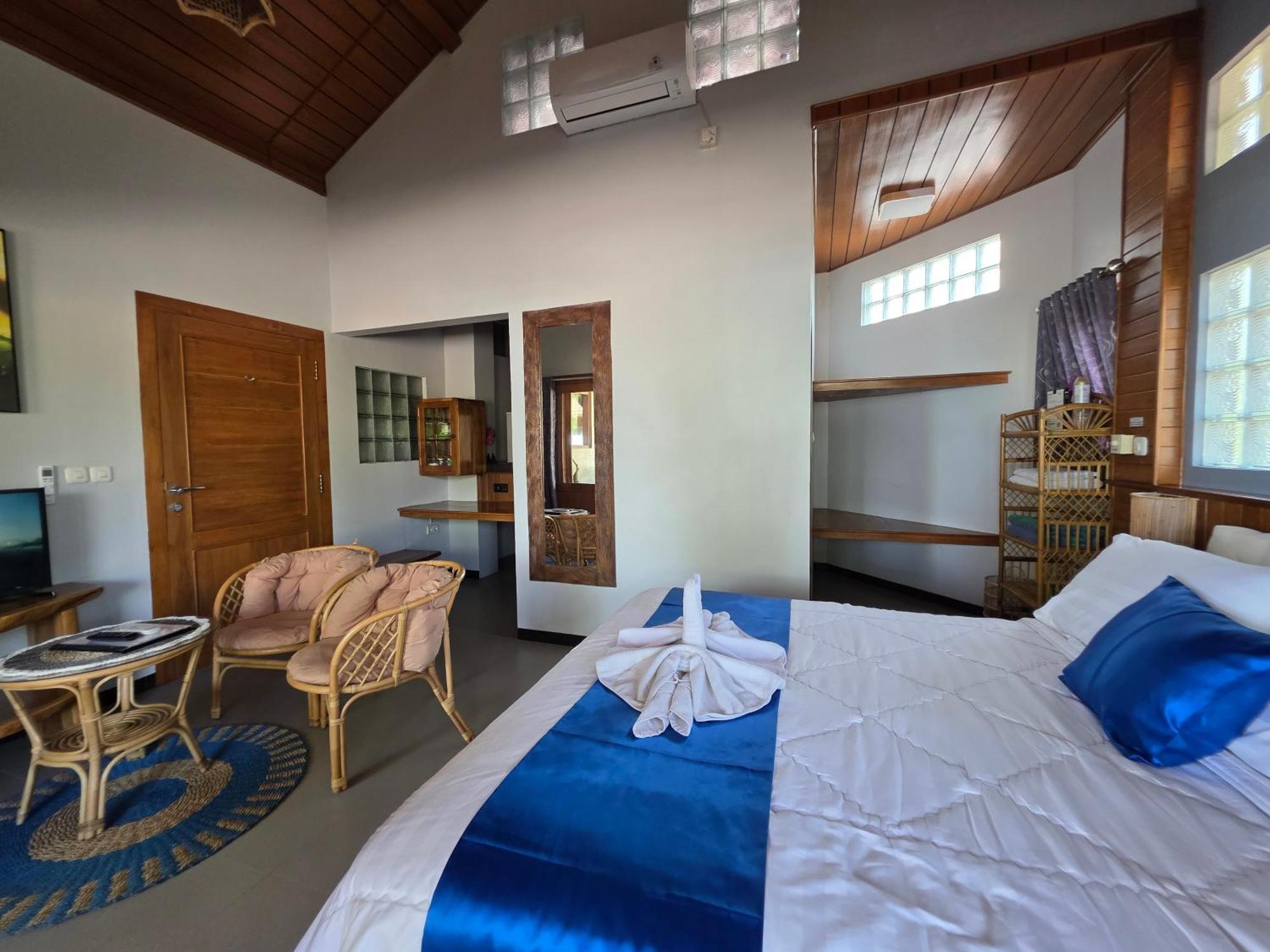Istana Ombak Eco Resort Pacitan Exterior foto
